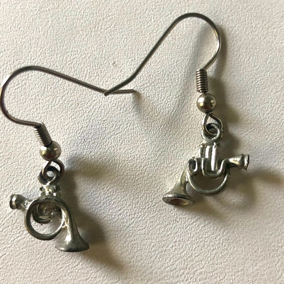 French horn earrings - Picture 1 of 6